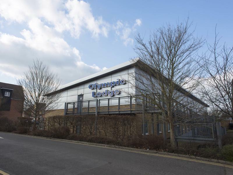 The Olympic Lodge Aylesbury  Exterior foto